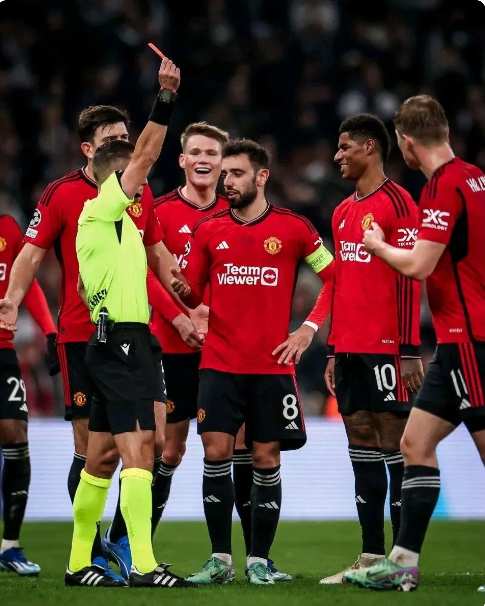 包含曼联惨遭罗马逆转,遗憾无缘欧罗巴联赛决赛的词条 包含曼联惨遭罗马逆转,遗憾无缘欧罗巴联赛决赛的词条