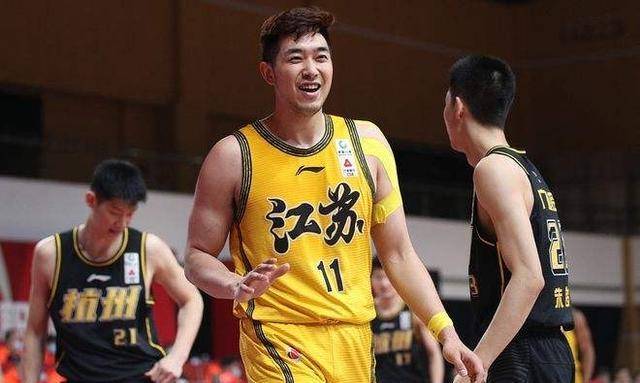 关于北京支球双雄擦肩而过，陕西大秦轻取的信息