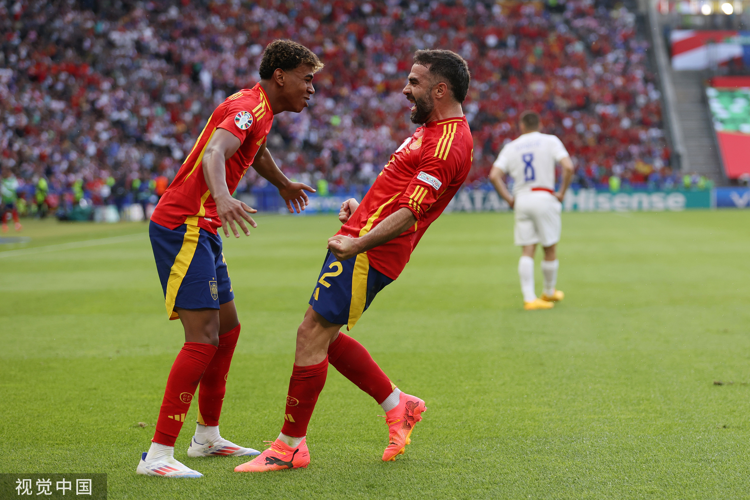 关于西班牙队遭遇克罗地亚绝平,出线形势严峻的信息 关于西班牙队遭遇克罗地亚绝平,出线形势严峻的信息